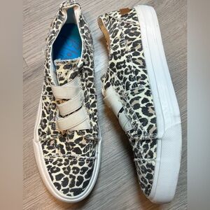 Blowfish Malibu Leopard Slip On Shoes Size 9 NWT
